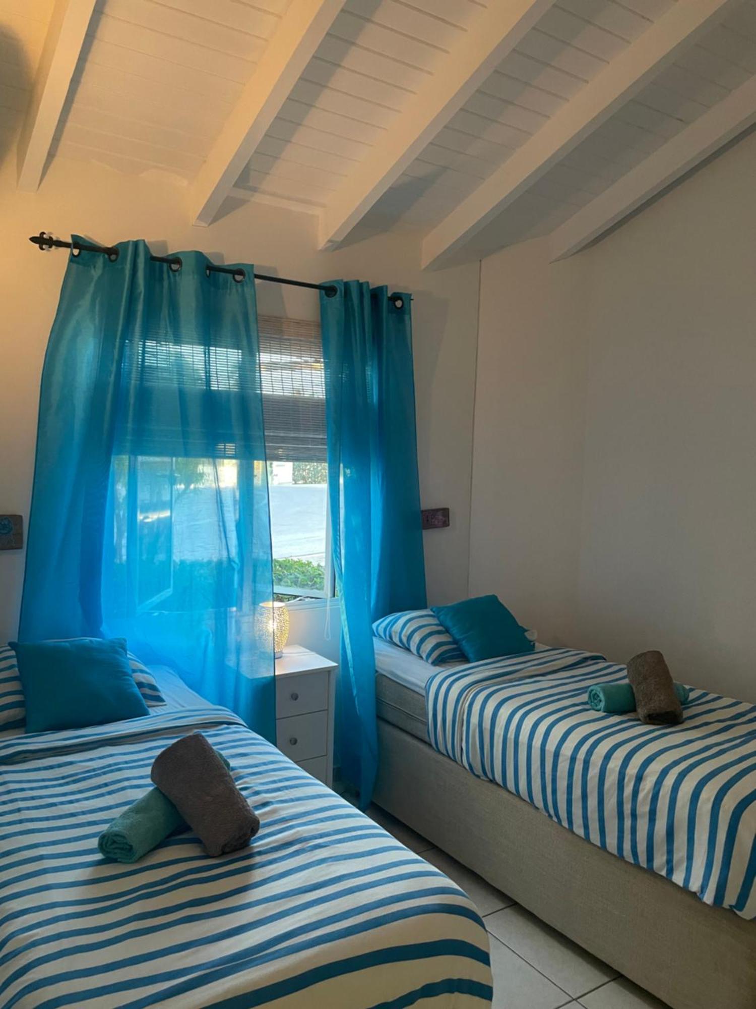 Villa Blue Curacao Ян-Тил Экстерьер фото